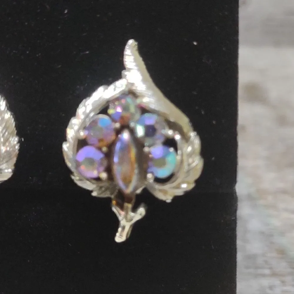 Beaded Silver Tone Clip Earrings.  B1